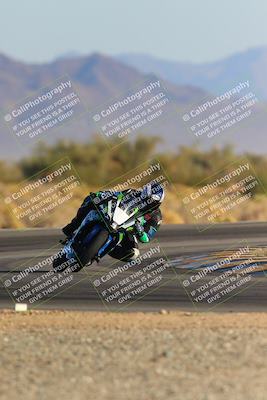 media/Dec-09-2023-SoCal Trackdays (Sat) [[76a8ac2686]]/Turn 15 Set 1 (230pm)/